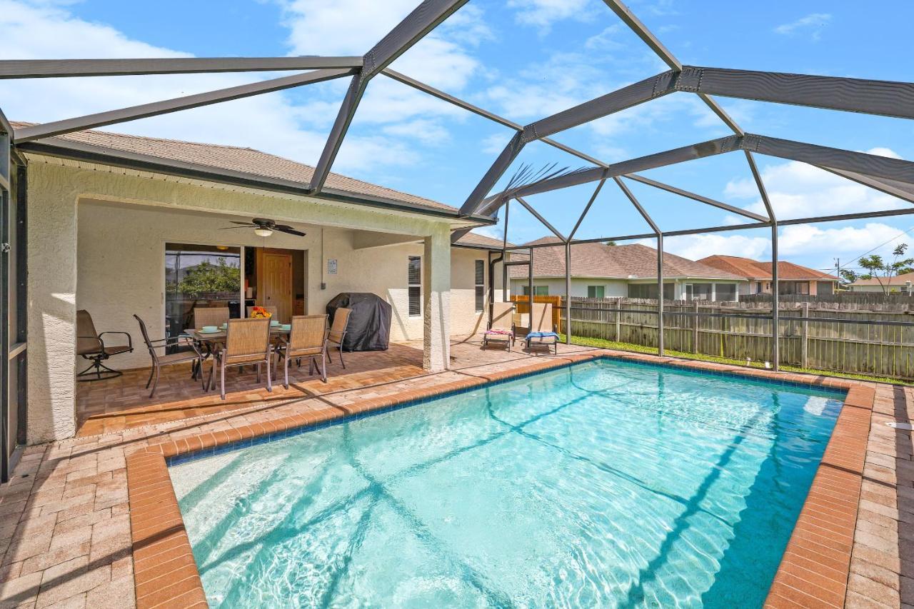 Family Vacation, Heated Pool, Wake Up To Enjoy The Sunrise - Villa Pine Island Cape Coral Eksteriør bilde